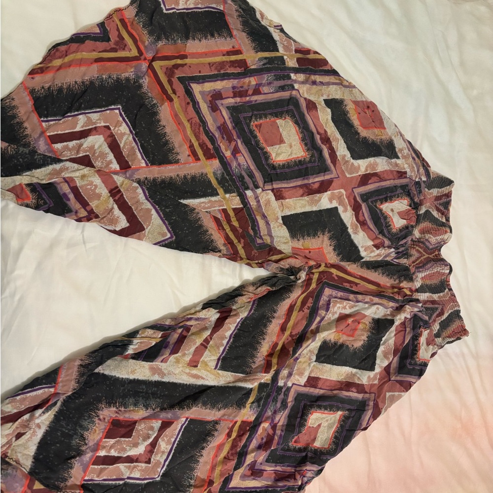 Geometric Patterned Wide-Leg Pants